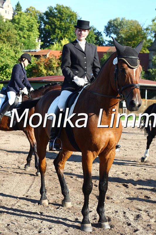 009L4337_Dressurreiter L.JPG